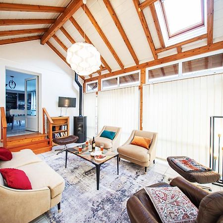 La Coquette ! Maison Au Coeur De La Bresse Avec Veranda Barbecue Garage Baby-Foot Et Barre De Son Dış mekan fotoğraf